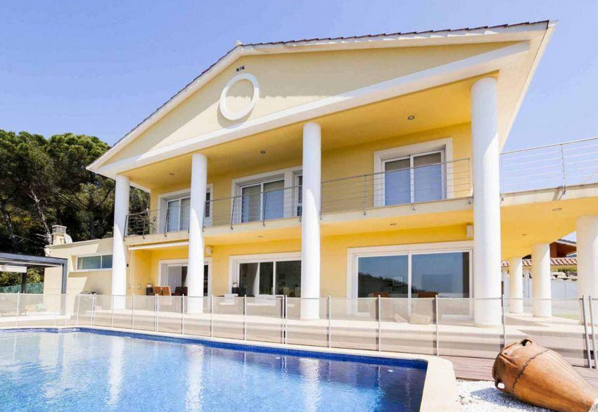 Stunning holiday homes for sale in Barcelona